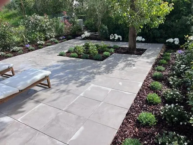 Clos D'alice 3 By Avecoeur Daire *